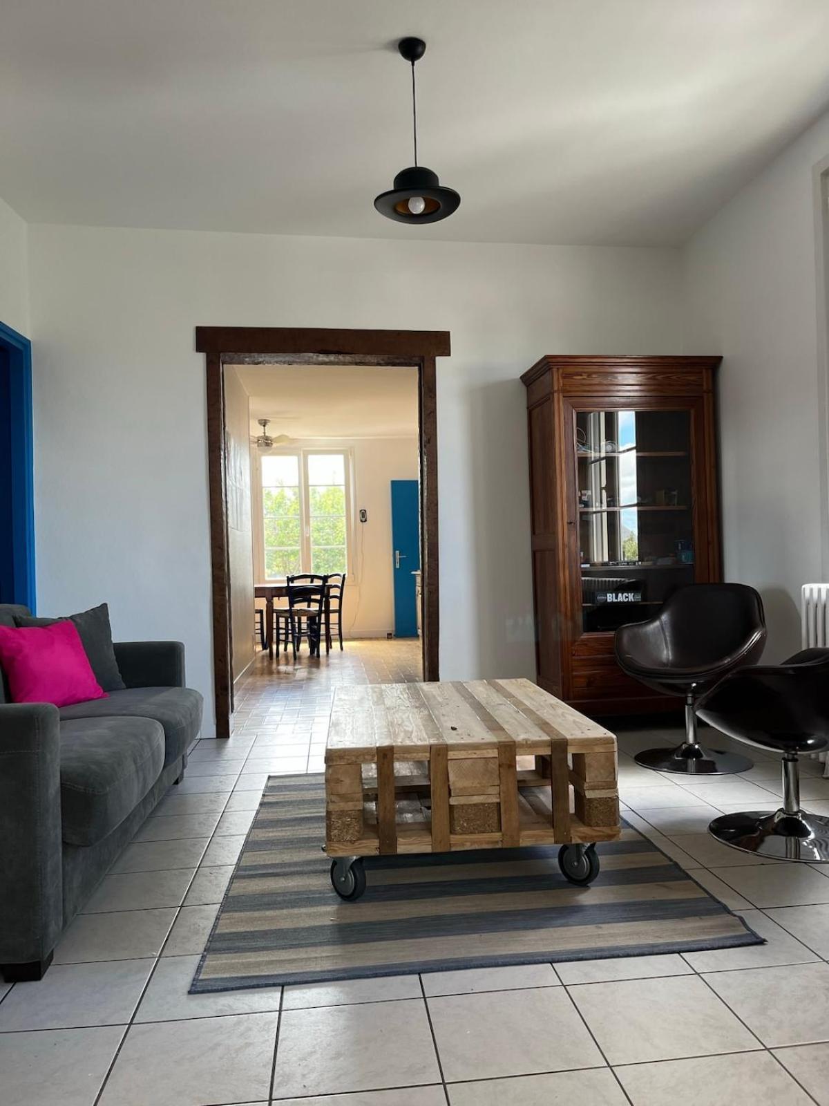Casa de férias Maison 6-8 Personnes, Velos Inclus, A 5 Min De La Gare